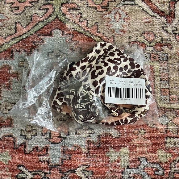 J. Crew Knot Bandeau Bikini Top Size XS NWT Leopard Print - Picture 4 of 9